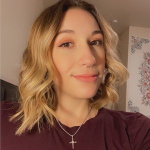 Meet your Posher, Calise